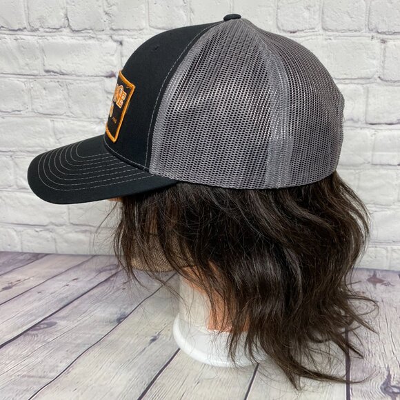 Trucker Hat Mesh Cap Snapback Black Gray GIT-R-Done Trucking Patch Richardson - Picture 2 of 9